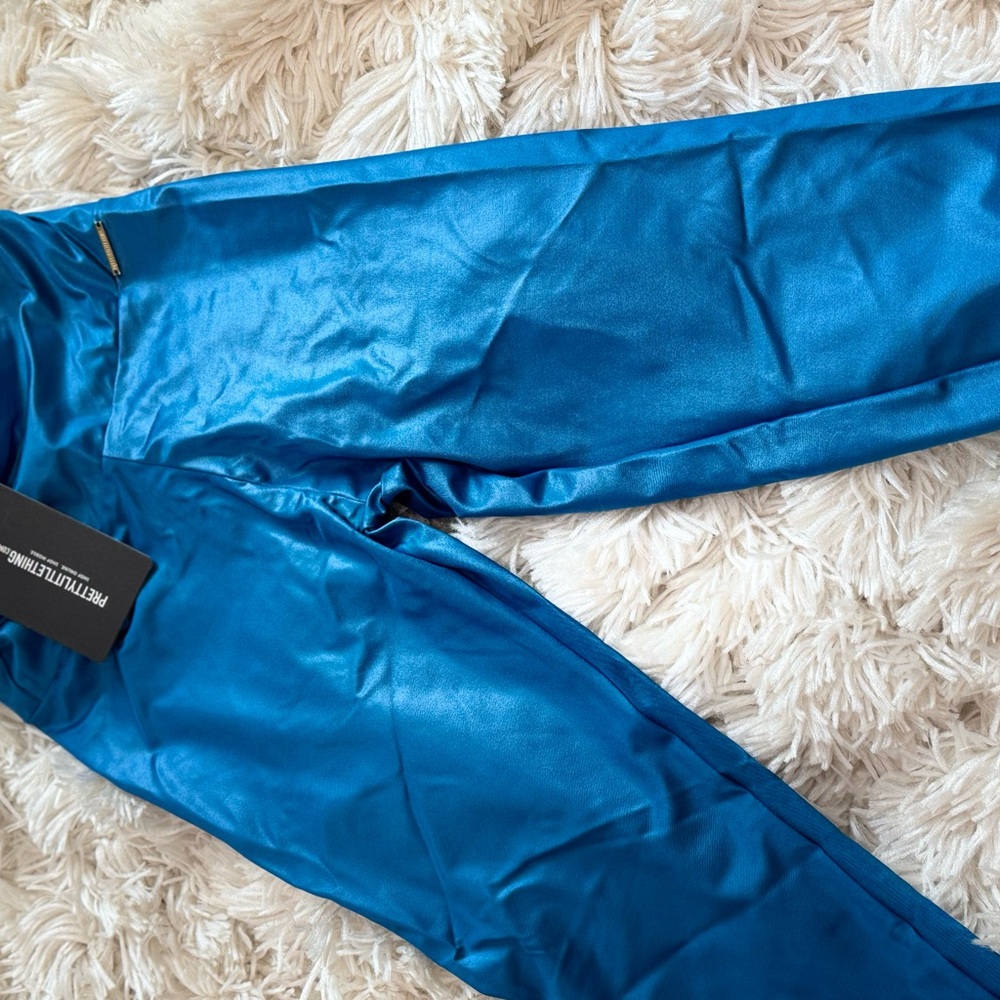 Blue high shine, high waist leggings